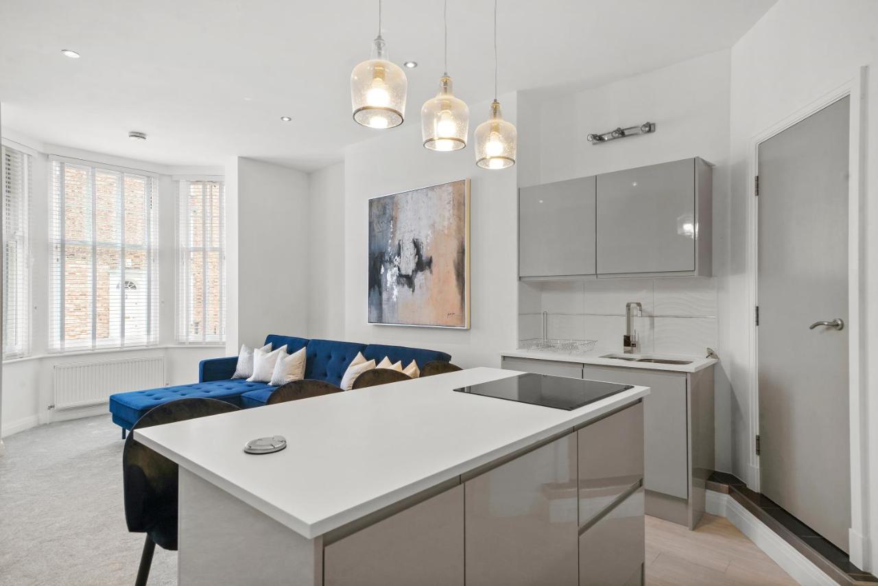 Vikings Duplex Apartment City Centre With Free Parking York Exteriör bild