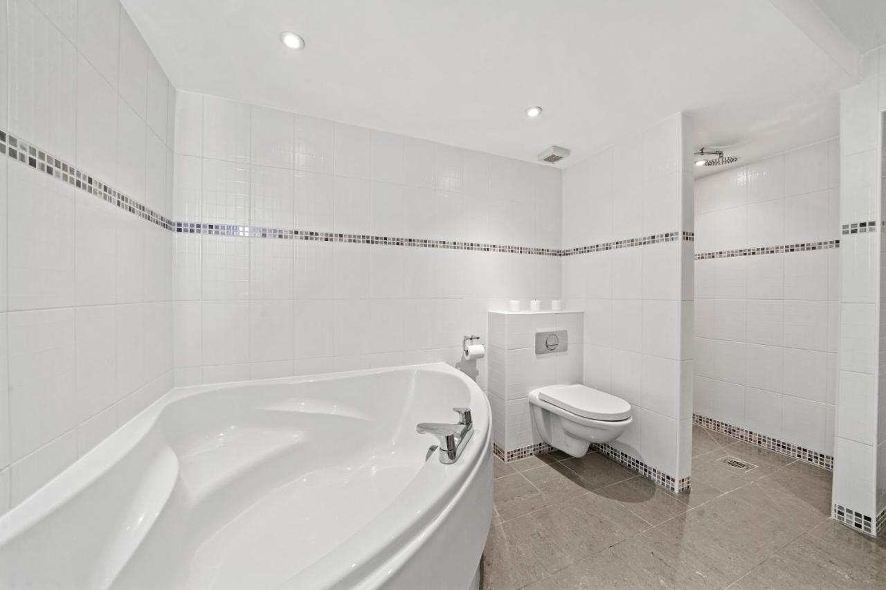 Vikings Duplex Apartment City Centre With Free Parking York Exteriör bild
